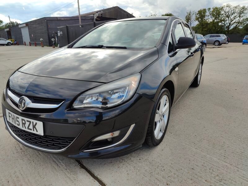 2015 Vauxhall Astra 1.4i SRi Euro 6 5dr Petrol Manual ULEZ Compliance