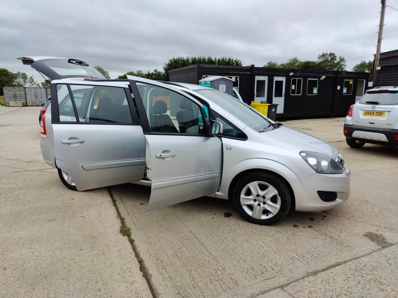 2012 Vauxhall Zafira 1.6 16V Exclusiv Euro 5 5dr Petrol Manual ULEZ Compliance