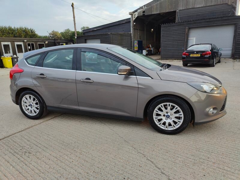 2011 Ford Focus 1.6T EcoBoost Titanium Euro 5 (s/s) 5dr Petrol Manual ULEZ Compliance