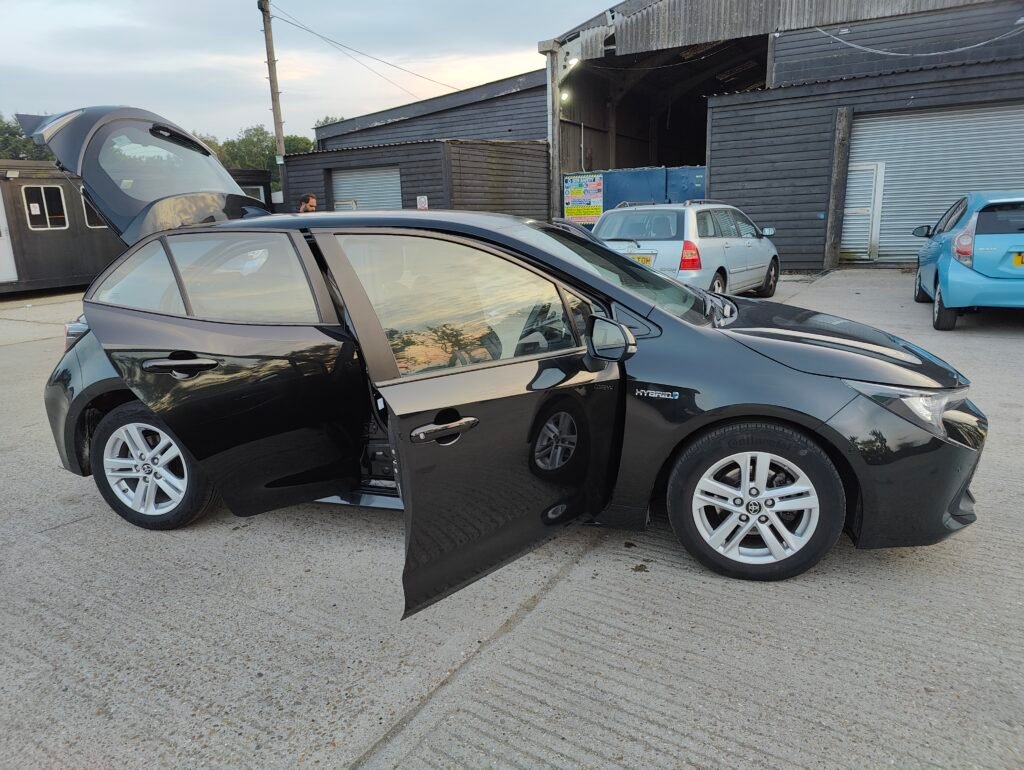 2019 Toyota Corolla 1.8 VVT-h Icon Tech CVT Euro 6 (s/s) 5dr