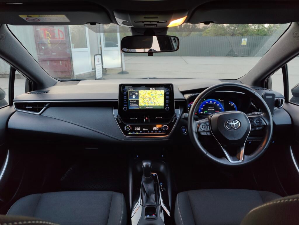 2019 Toyota Corolla 1.8 VVT-h Icon Tech CVT Euro 6 (s/s) 5dr