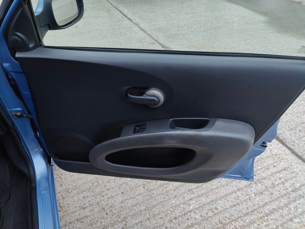 2004 Nissan Micra 1.4 16v SE 5dr