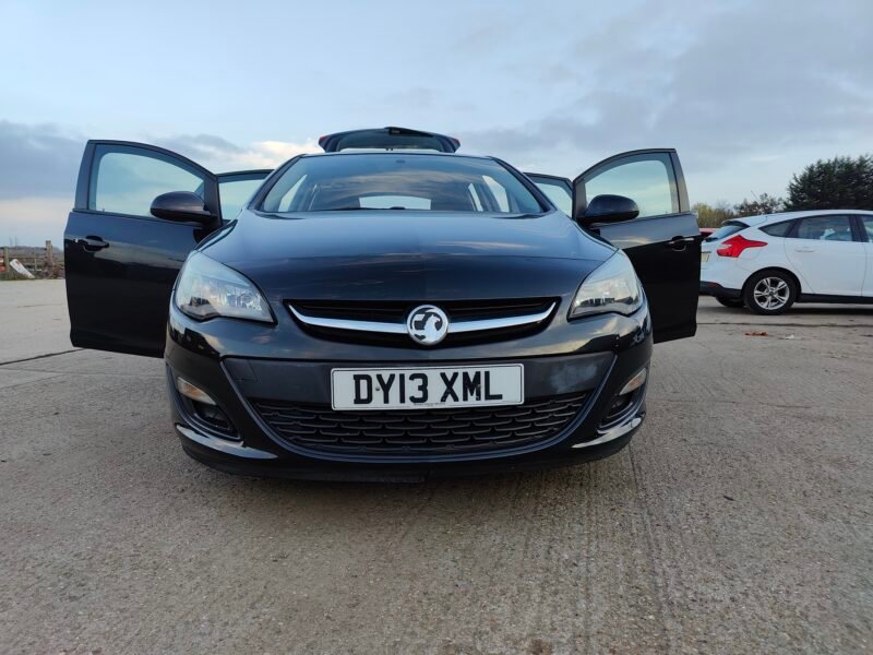 2013 VAUXHALL ASTRA 1.4i 16V Exclusive 5dr Petrol Manual ULEZ Compliance