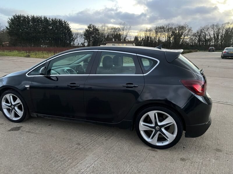 2015 Vauxhall Astra 1.4i Turbo SRi Euro 6 5dr Petrol Manual ULEZ Compliance