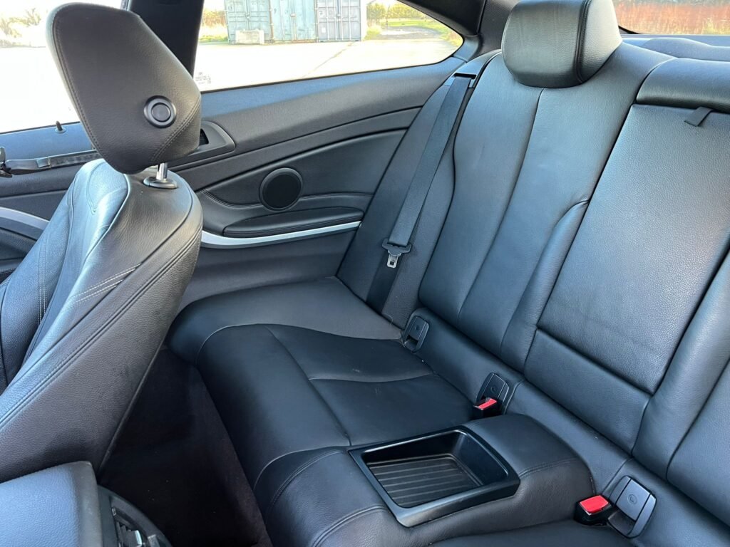 2015 BMW 4 Series 2.0 420d Luxury Euro 6 (s/s) 2dr