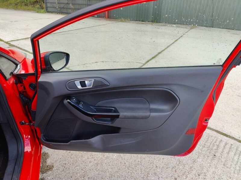 2014 Ford Fiesta 1.0T EcoBoost Zetec Euro 5 (s/s) 3dr
