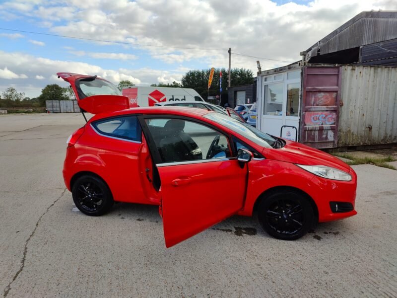 2014 Ford Fiesta 1.0T EcoBoost Zetec Euro 5 (s/s) 3dr