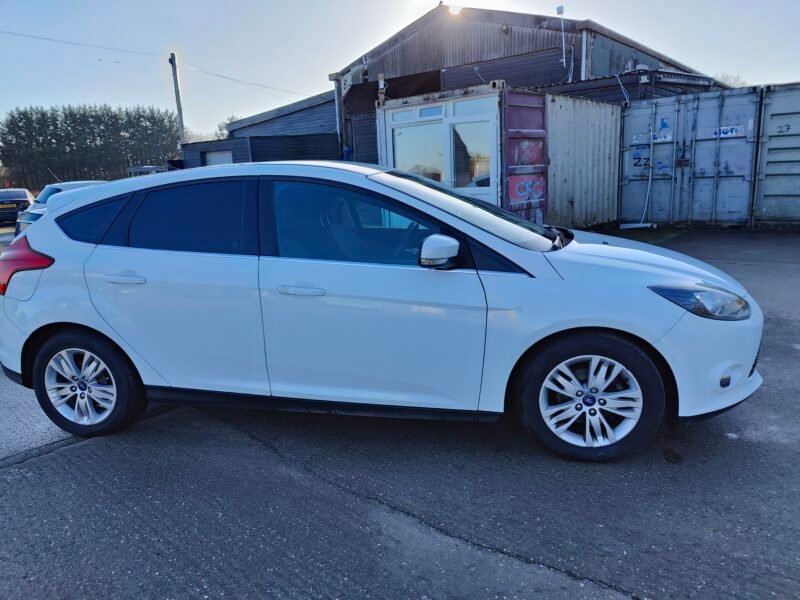 2014 Ford Focus 1.0T EcoBoost Titanium Navigator Euro 5 (s/s) 5dr || Petrol || Manual || ULEZ Compliance