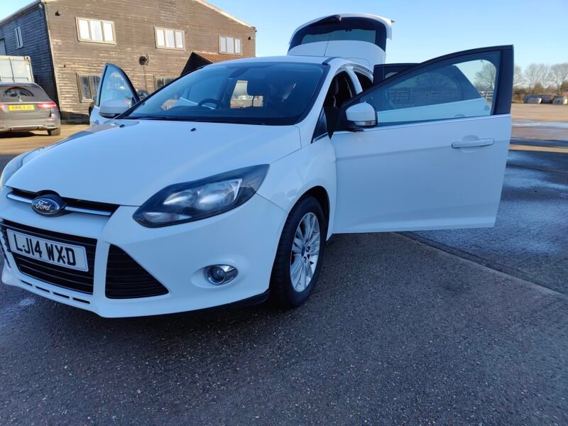 2014 Ford Focus 1.0T EcoBoost Titanium Navigator Euro 5 (s/s) 5dr || Petrol || Manual || ULEZ Compliance