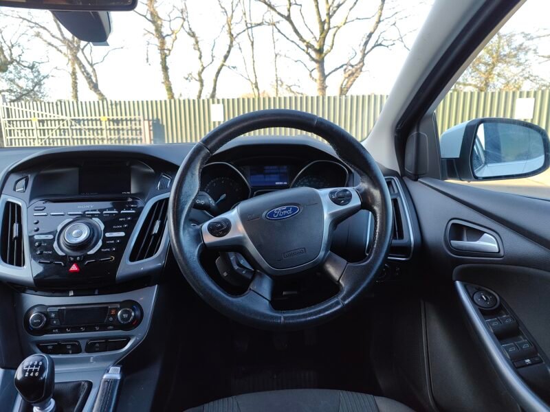 2014 Ford Focus 1.0T EcoBoost Titanium Navigator Euro 5 (s/s) 5dr || Petrol || Manual || ULEZ Compliance