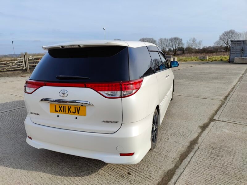 2011 Toyota Estima 2WD 5dr Petrol Auto ULEZ Compliance