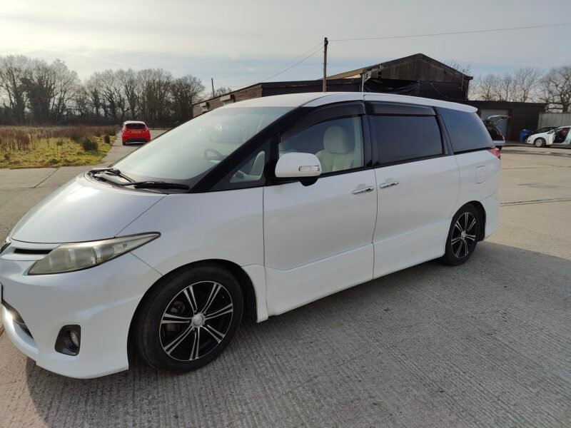 2011 Toyota Estima 2WD 5dr Petrol Auto ULEZ Compliance