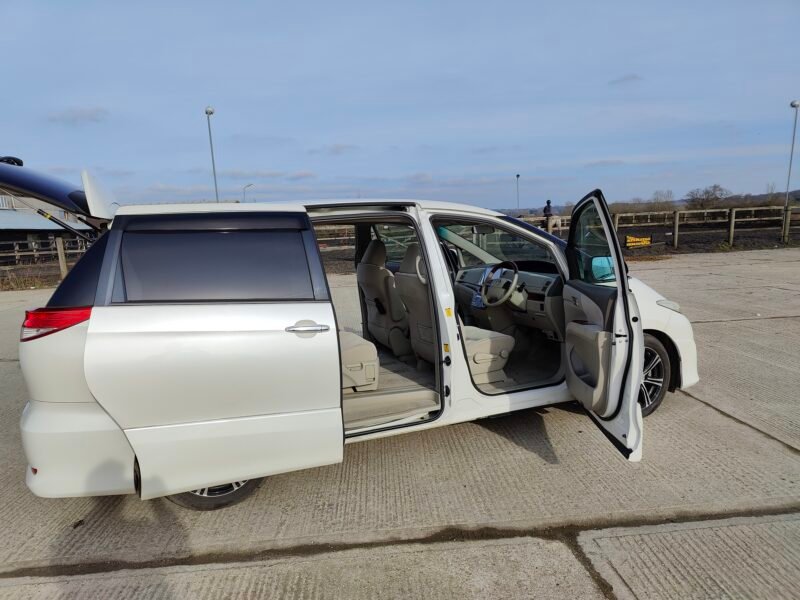 2011 Toyota Estima 2WD 5dr Petrol Auto ULEZ Compliance