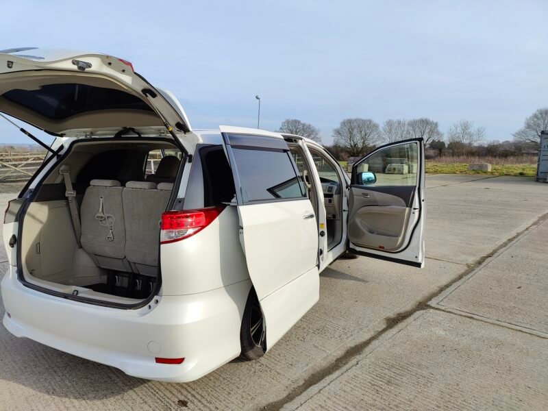 2011 Toyota Estima 2WD 5dr Petrol Auto ULEZ Compliance