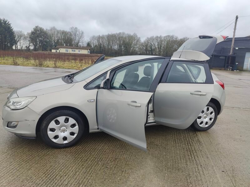 2010 Vauxhall Astra 1.4 16v Exclusiv Euro 5 5dr || Petrol || Manual || ULEZ Compliance✅