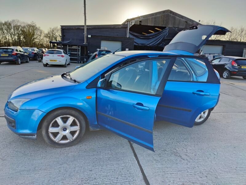 2005 Ford Focus 1.6 Zetec Climate 5dr || Petrol || Automatic || ULEZ Compliance