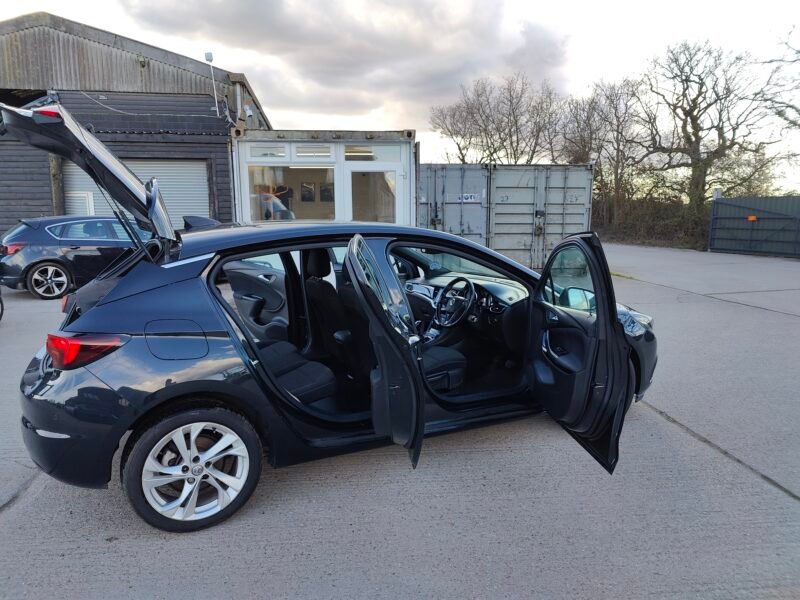 2016 Vauxhall Astra 1.6 CDTi BlueInjection SRi Nav Euro 6 (s/s) 5dr || Diesel || Manual || ULEZ Compliance✅