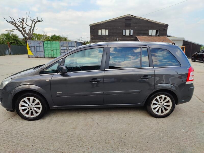 2013 Vauxhall Zafira 1.6 16V Design Euro 5 5dr (SNav) || Petrol || Manual || ULEZ Compliance✅