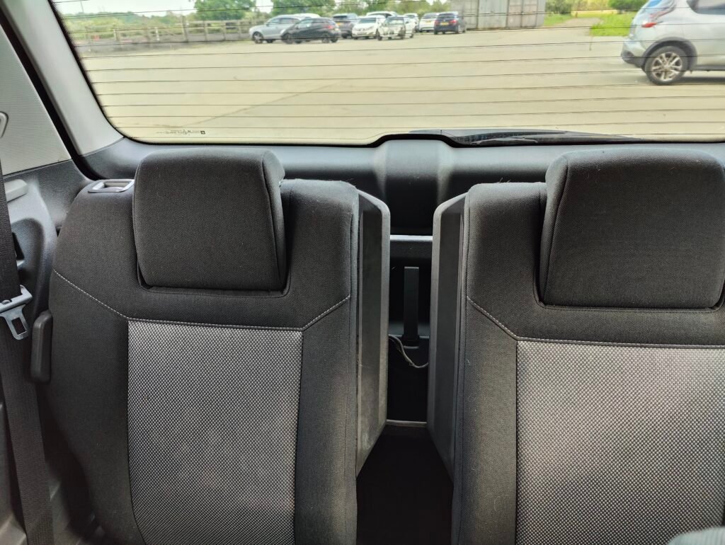 2013 Vauxhall Zafira 1.6 16V Design Euro 5 5dr (SNav)