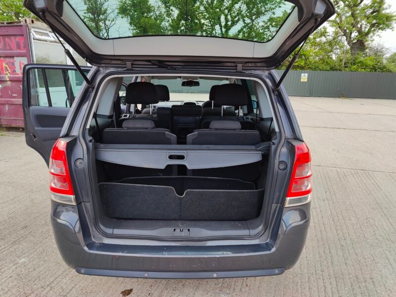 2013 Vauxhall Zafira 1.6 16V Design Euro 5 5dr (SNav) || Petrol || Manual || ULEZ Compliance✅