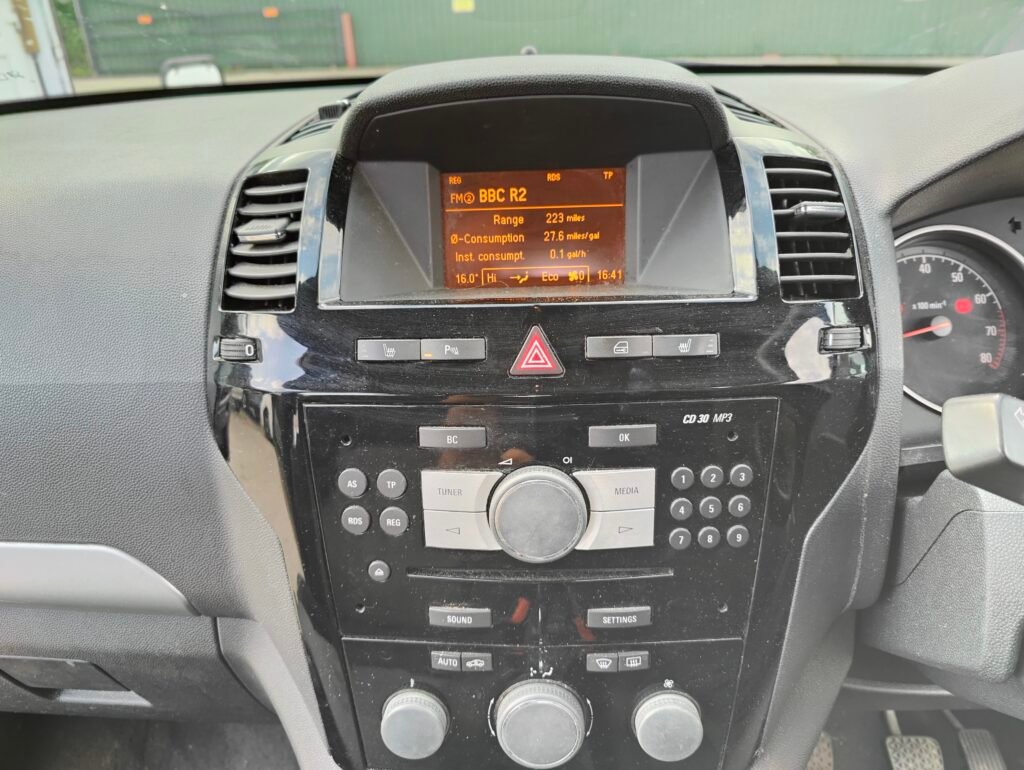 2013 Vauxhall Zafira 1.6 16V Design Euro 5 5dr (SNav)