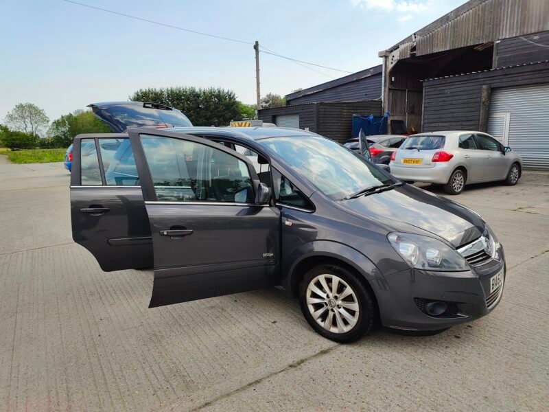 2013 Vauxhall Zafira 1.6 16V Design Euro 5 5dr (SNav) || Petrol || Manual || ULEZ Compliance✅