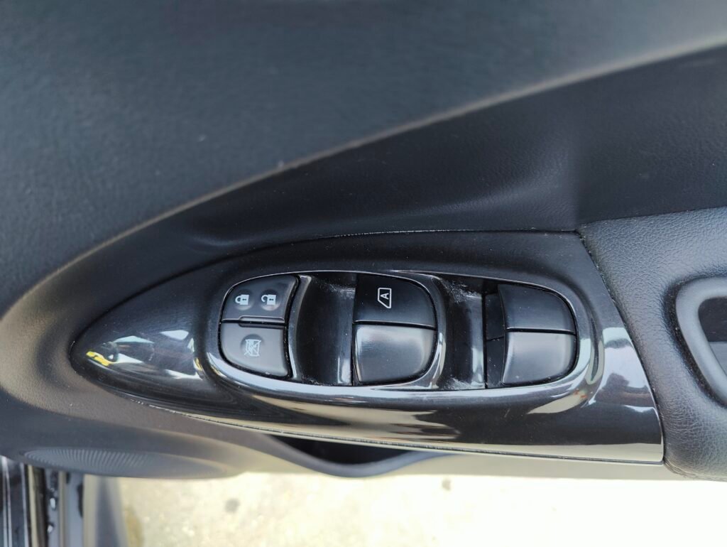 2015 Nissan Juke 1.2 DIG-T Tekna Euro 6 (s/s) 5dr