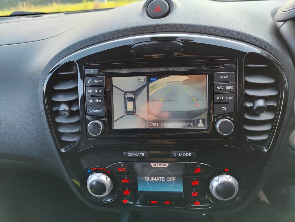 2015 Nissan Juke 1.2 DIG-T Tekna Euro 6 (s/s) 5dr