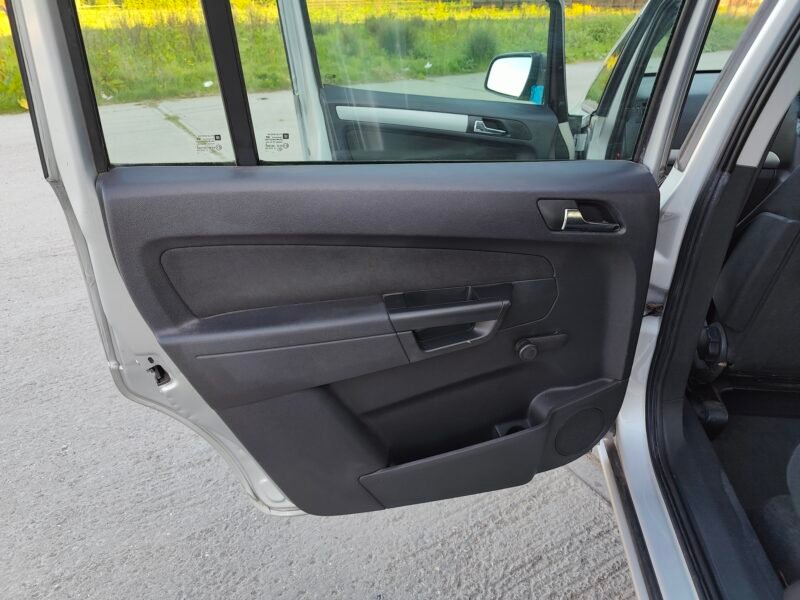 2013 Vauxhall Zafira 1.6 16V Exclusiv Euro 5 5dr || Petrol || Manual || ULEZ Compliance✅