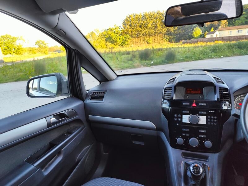 2013 Vauxhall Zafira 1.6 16V Exclusiv Euro 5 5dr || Petrol || Manual || ULEZ Compliance✅