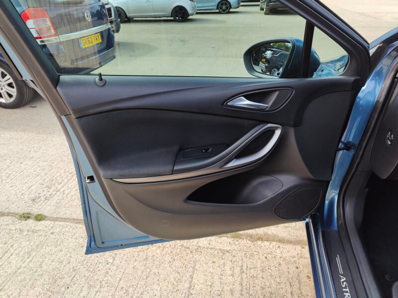 2016 Vauxhall Astra 1.4i Design Euro 6 5dr || Petrol || Manual || ULEZ Compliance✅