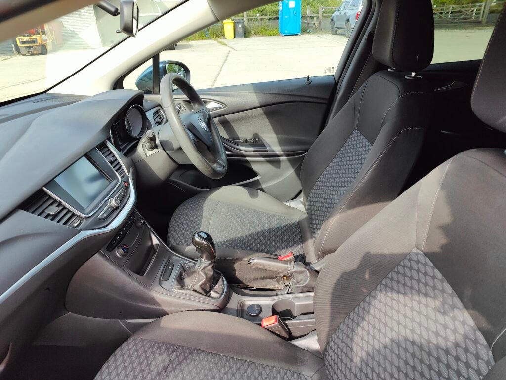 2016 Vauxhall Astra 1.4i Design Euro 6 5dr