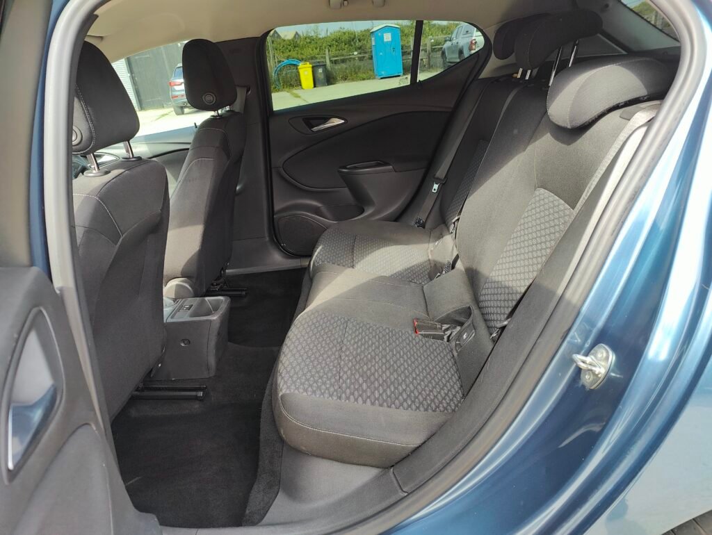 2016 Vauxhall Astra 1.4i Design Euro 6 5dr