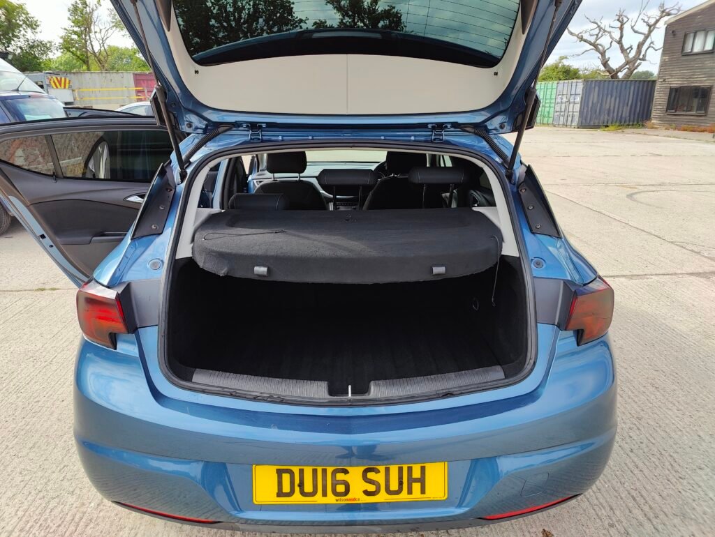 2016 Vauxhall Astra 1.4i Design Euro 6 5dr