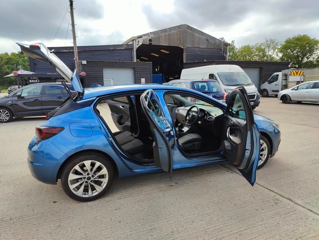 2016 Vauxhall Astra 1.4i Design Euro 6 5dr