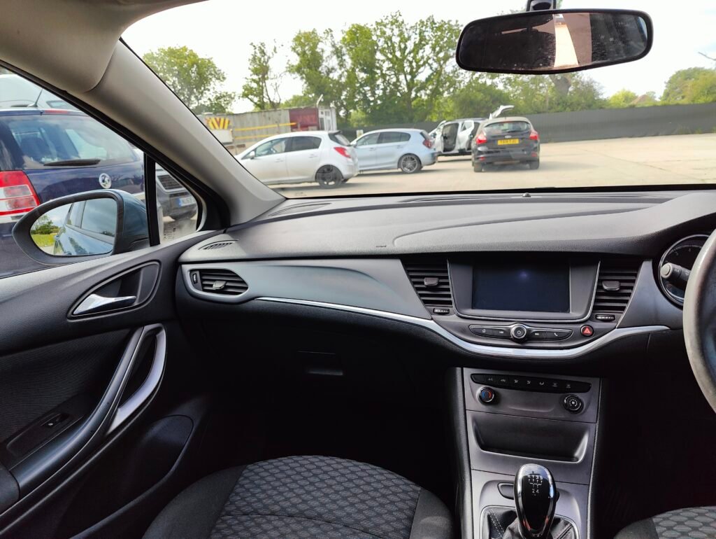 2016 Vauxhall Astra 1.4i Design Euro 6 5dr