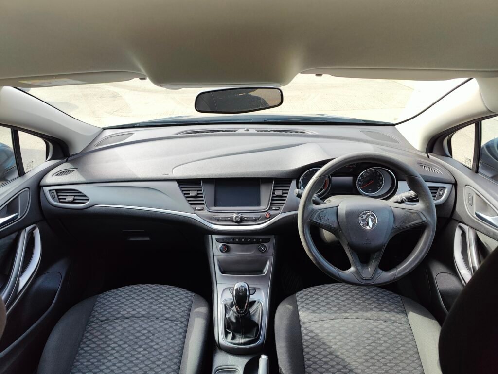 2016 Vauxhall Astra 1.4i Design Euro 6 5dr