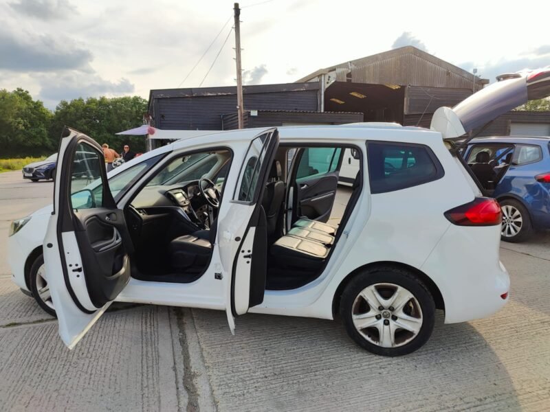 2017 Vauxhall Zafira Tourer 1.4i Turbo SRi Nav Euro 6 5dr || Petrol || Manual || ULEZ Compliance✅