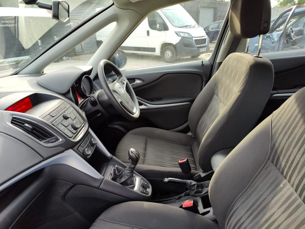 2015 Vauxhall Zafira Tourer 1.4i Turbo Exclusiv Euro 6 5dr