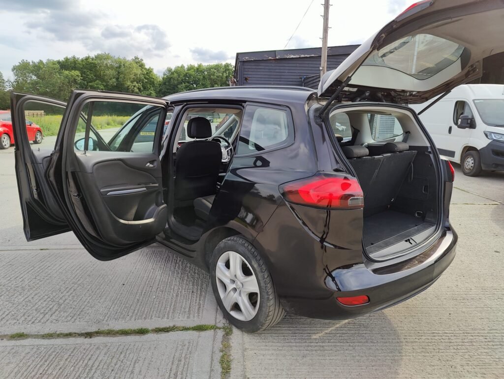 2015 Vauxhall Zafira Tourer 1.4i Turbo Exclusiv Euro 6 5dr