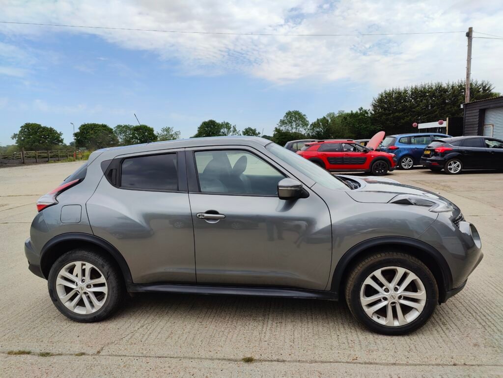 2016 Nissan Juke 1.2 DIG-T N-Connecta Euro 6 (s/s) 5dr