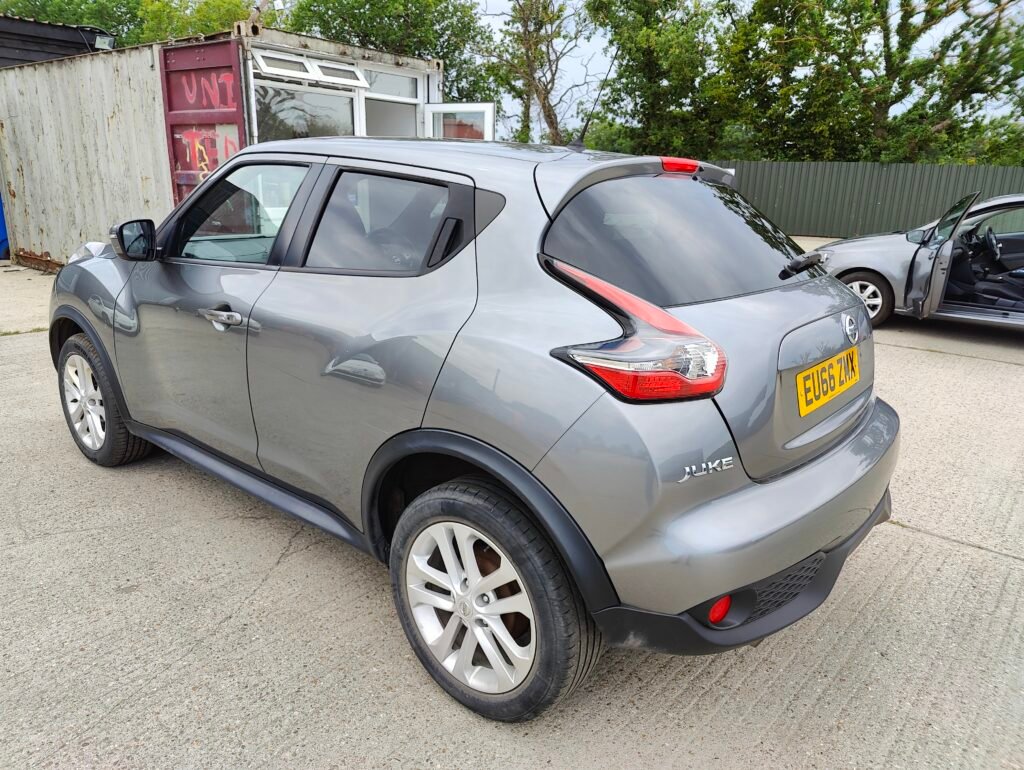 2016 Nissan Juke 1.2 DIG-T N-Connecta Euro 6 (s/s) 5dr