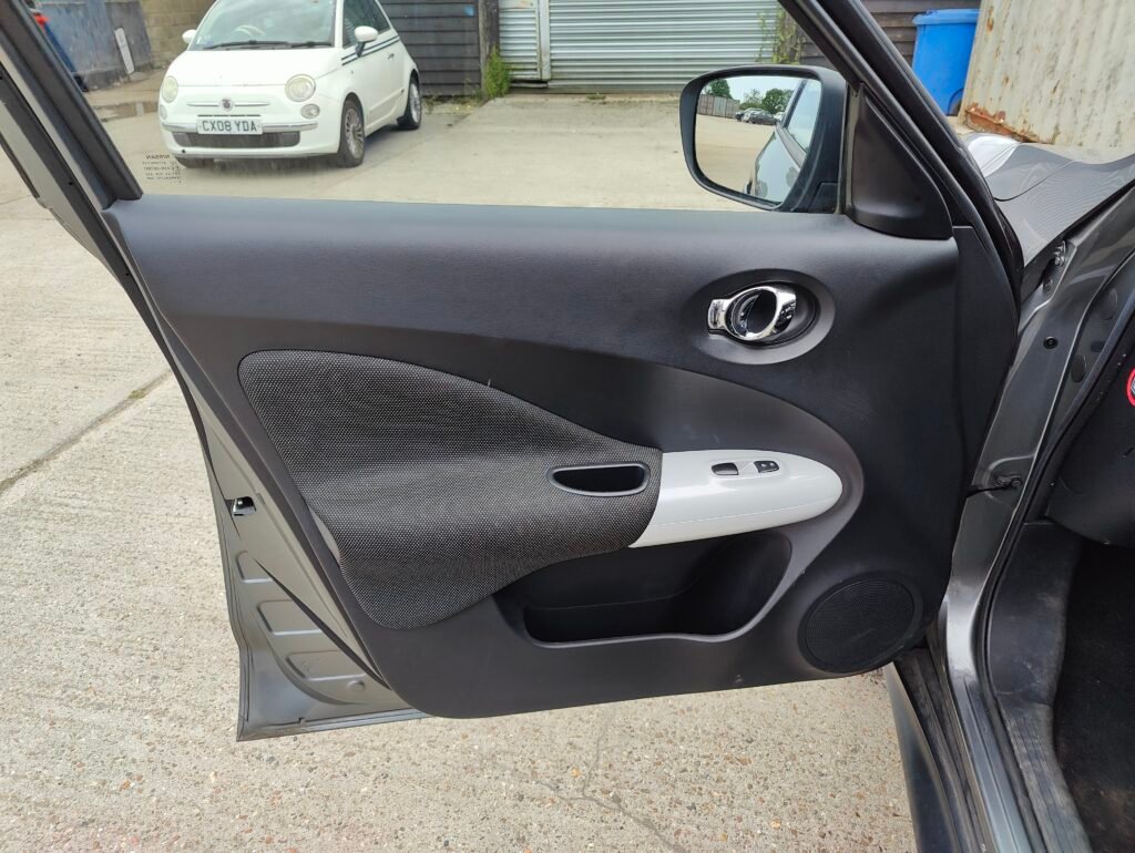 2016 Nissan Juke 1.2 DIG-T N-Connecta Euro 6 (s/s) 5dr