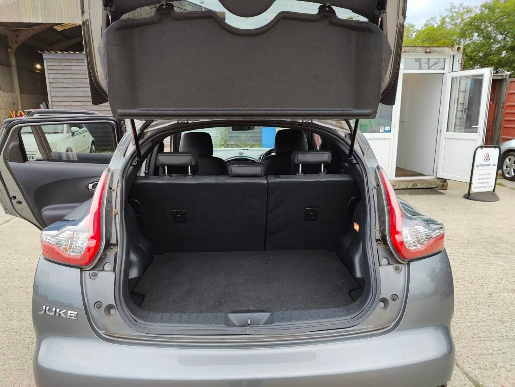 2016 Nissan Juke 1.2 DIG-T N-Connecta Euro 6 (s/s) 5dr