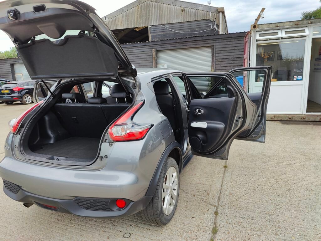 2016 Nissan Juke 1.2 DIG-T N-Connecta Euro 6 (s/s) 5dr