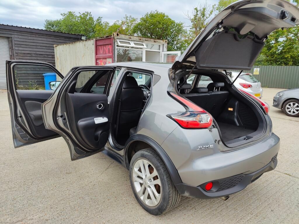 2016 Nissan Juke 1.2 DIG-T N-Connecta Euro 6 (s/s) 5dr