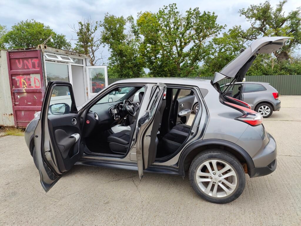 2016 Nissan Juke 1.2 DIG-T N-Connecta Euro 6 (s/s) 5dr