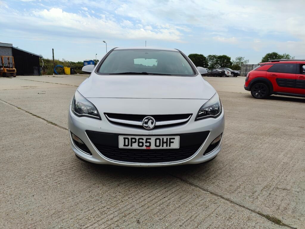 2015 Vauxhall Astra 1.4i Turbo SRi Euro 6 5dr