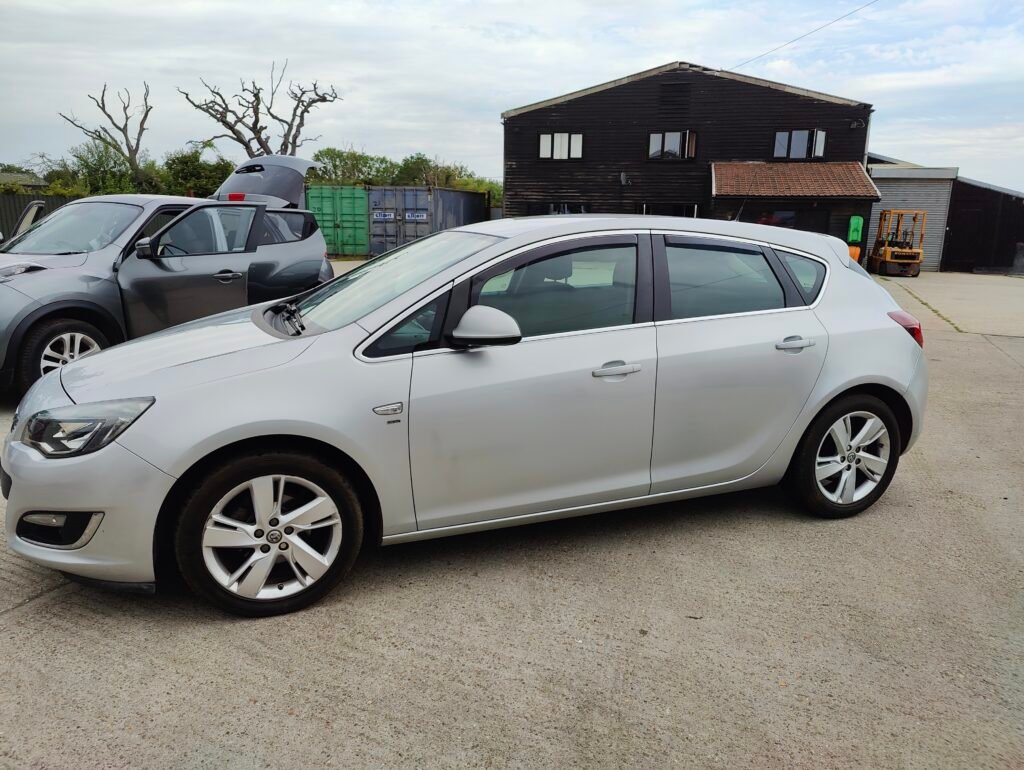 2015 Vauxhall Astra 1.4i Turbo SRi Euro 6 5dr