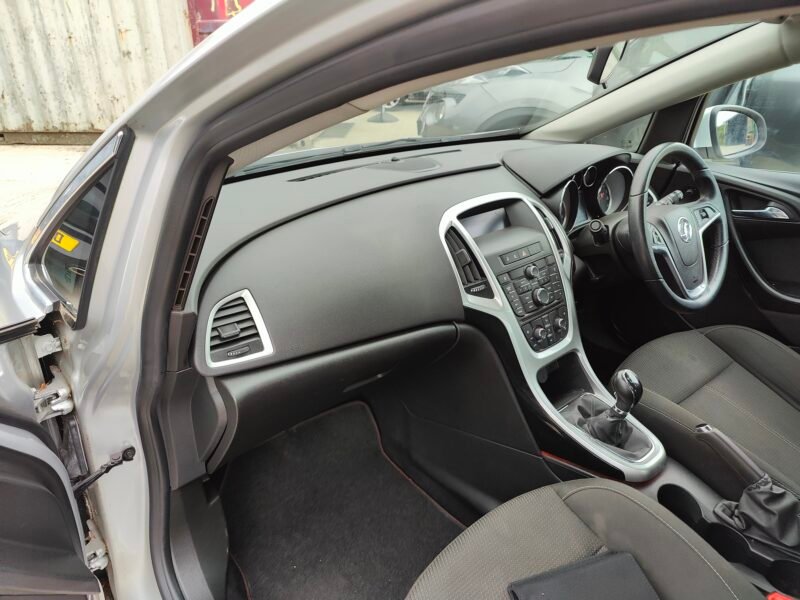 2015 Vauxhall Astra 1.4i Turbo SRi Euro 6 5dr || Petrol || Manual || Compliance✅
